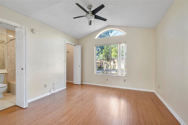 Building Photo - 967 Coral Club Dr