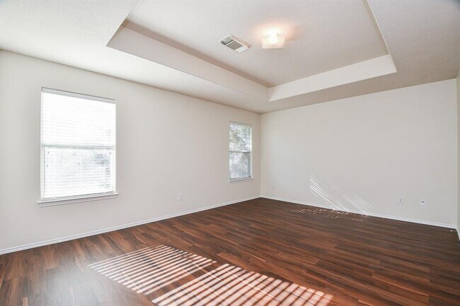Building Photo - 19111 Yaupon Ranch Dr