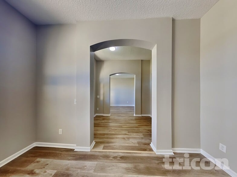 Building Photo - 1668 Hidden Forest Ln