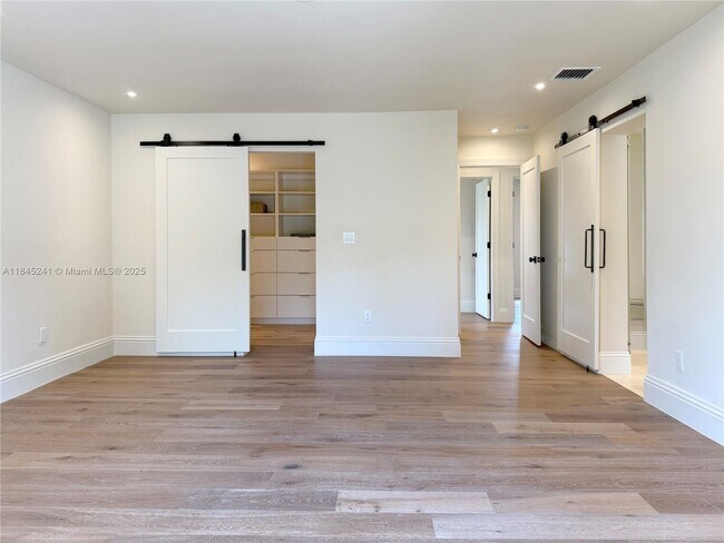 Building Photo - 8845 SW 176th Terrace