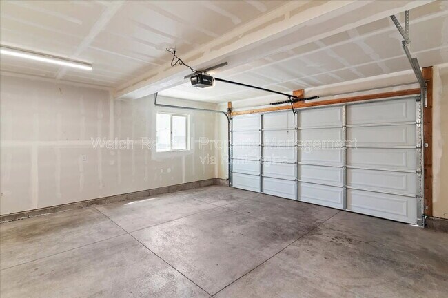 Building Photo - 2342 Leigh Ln