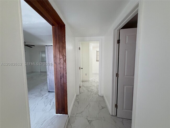 Building Photo - 4265 NW 5th Ave