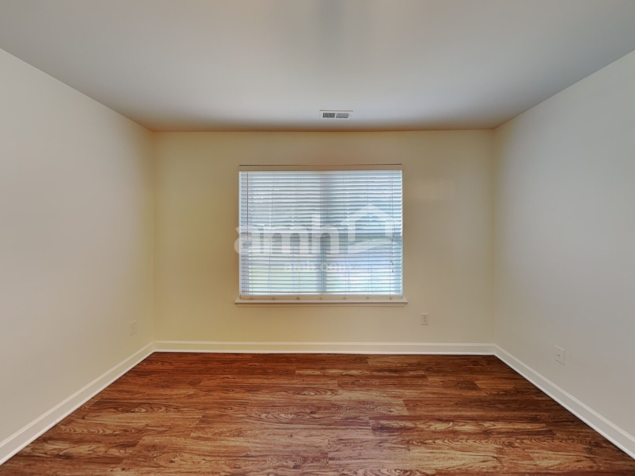 Building Photo - 120 Hawleyville Ln