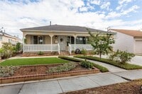 Building Photo - 5634 Oliva Ave
