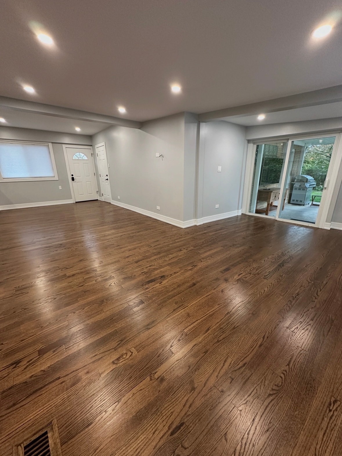 Building Photo - 7225 E Prairie Rd