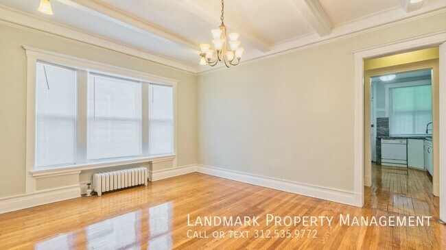 Building Photo - 5227 S Dorchester Ave