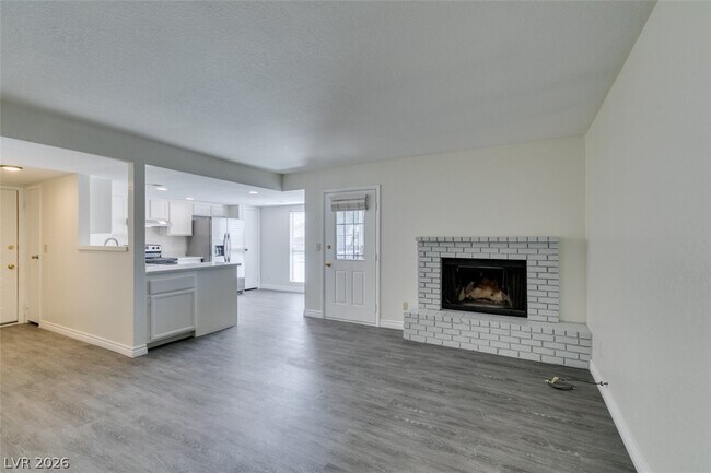 Building Photo - 3790 Shirebrook Dr