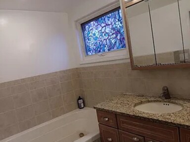 Building Photo - 9225 Mason Ave