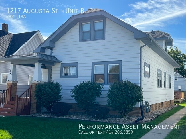 Building Photo - 1217 Augusta St