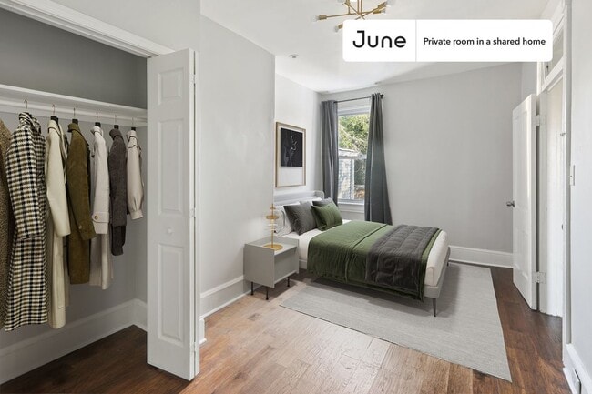 Building Photo - 2124 13th St SE