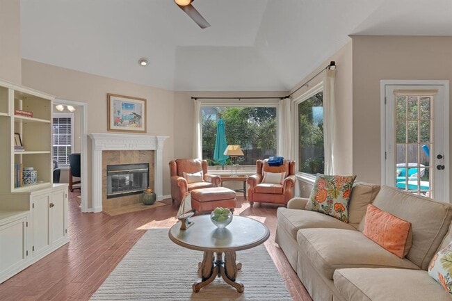 Building Photo - 5221 China Garden Dr