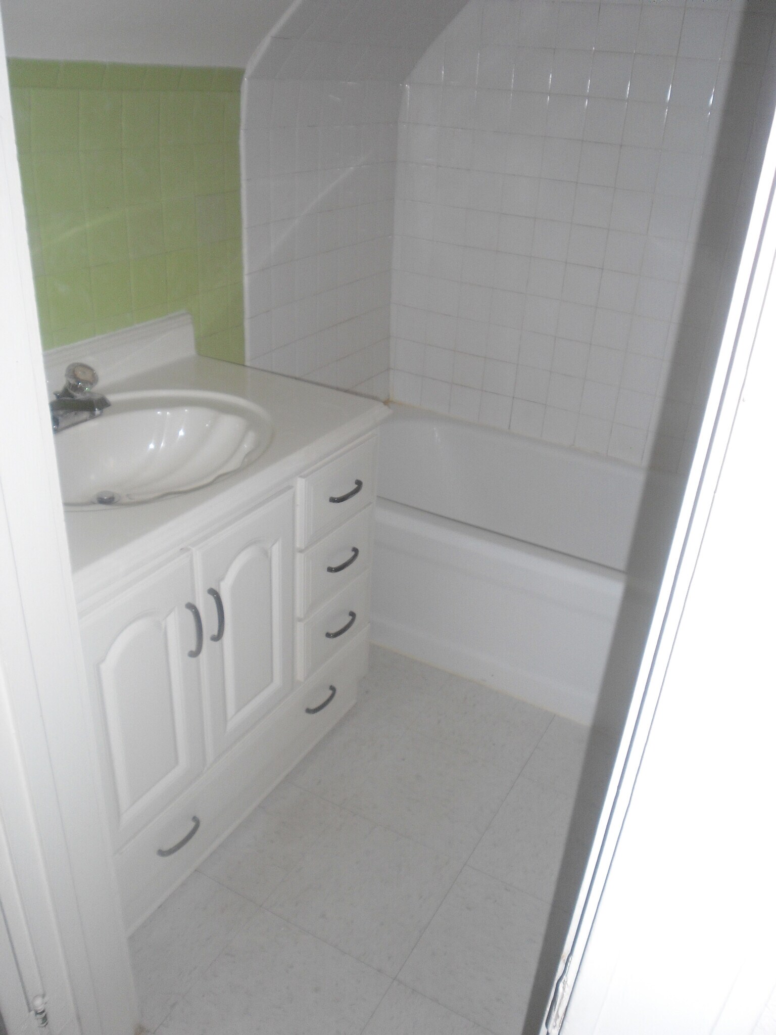 Building Photo - 3125 N Hackett Ave