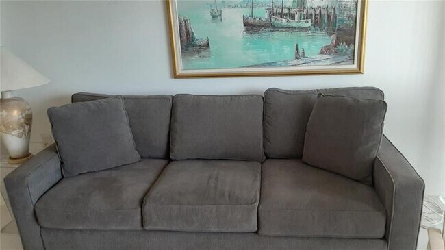 Building Photo - 1950 S Ocean Dr