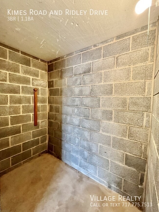 Building Photo - 1953 Kimes Rd