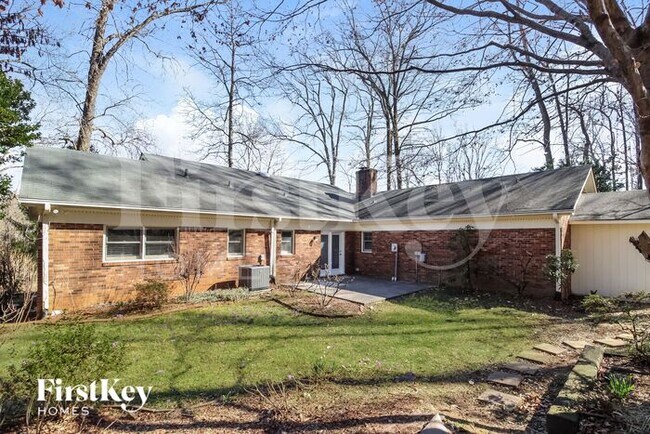 Building Photo - 7808 Beech Forest Rd