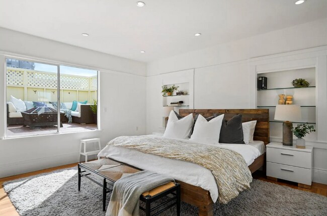 Building Photo - 1258 Chestnut St