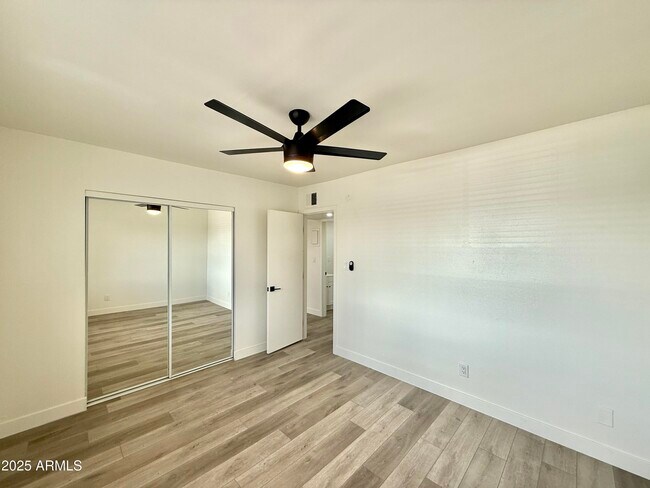 Building Photo - 4119 N 11th Ave