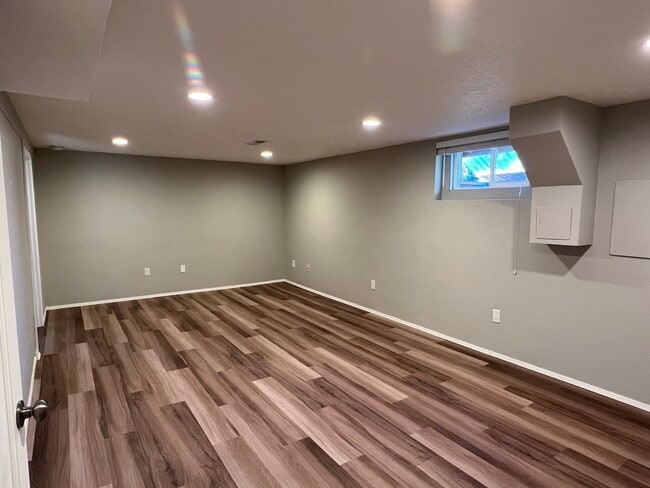 Building Photo - Bittersweet memories, Full Beautiful Remodel Highly Desired Lincoln Neighborhood