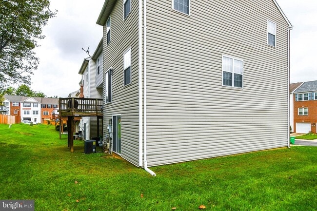 Building Photo - 9815 Berrywood Ct