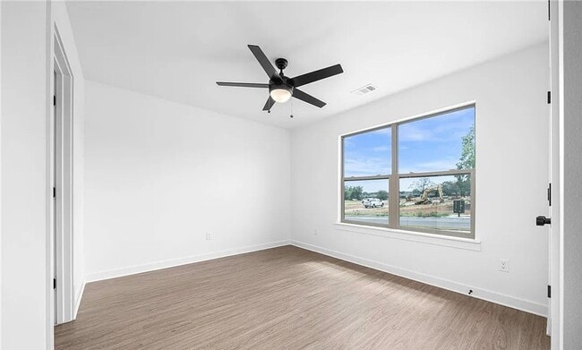 Building Photo - New 2 bedroom 2 bath house/FLEXIBLE LEASE TERM