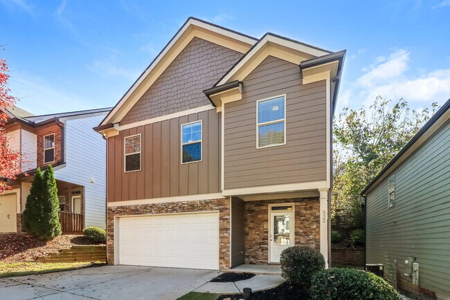 Building Photo - 522 Broughton Dr