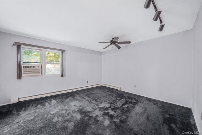 Building Photo - 68 Old Sylvan Lake Rd