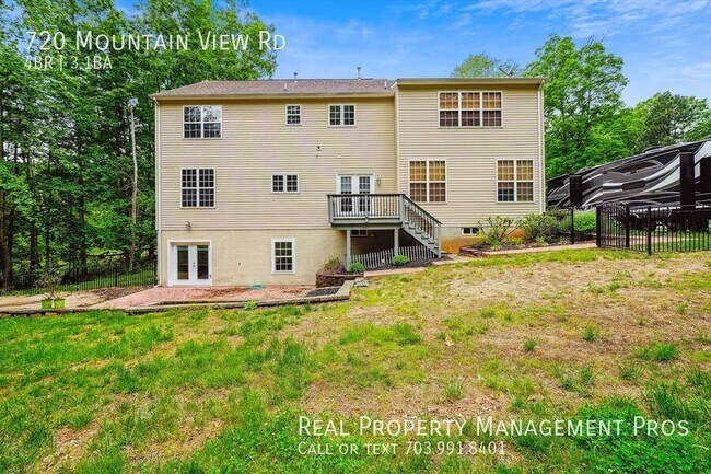 Building Photo - 720 Mountain View Rd