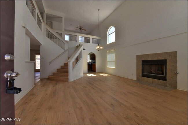 Building Photo - 253 Summerbrooke Ct