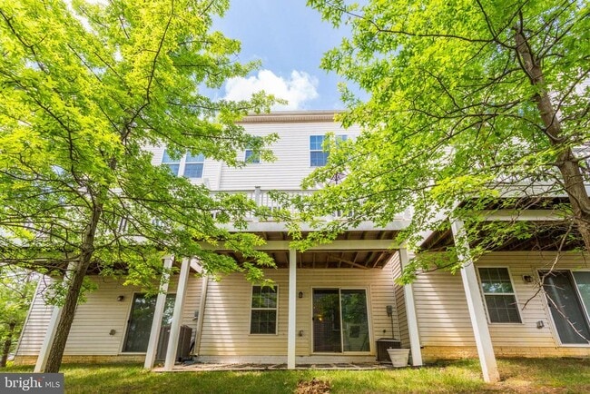 Building Photo - 7359 Matchbox Alley