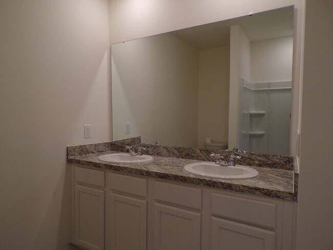 Building Photo - 4347 Testana Ln