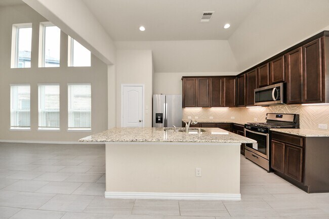 Building Photo - 32903 Silver Mdw Wy