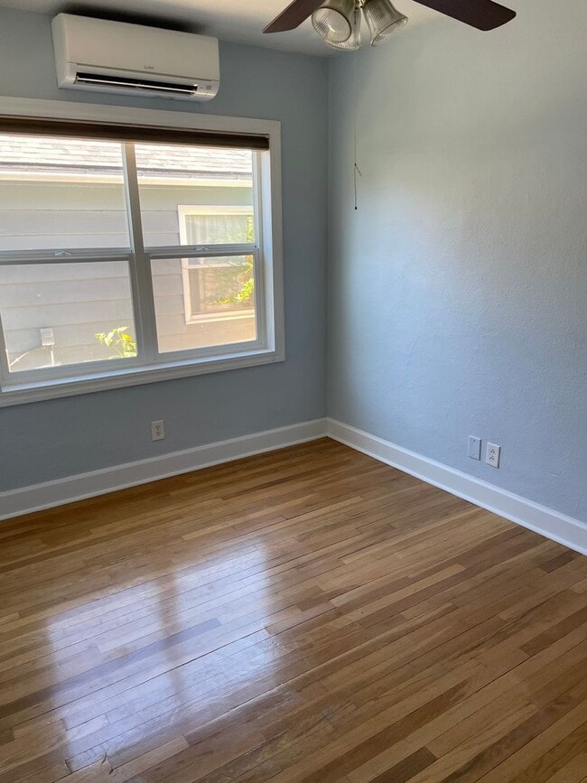 Building Photo - Charming 3-Bed, 2-Bath Home for Rent – Great Neighborhood - 1st MONTH RENT FREE