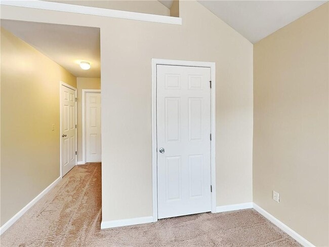 Building Photo - 618 Maltese Dr