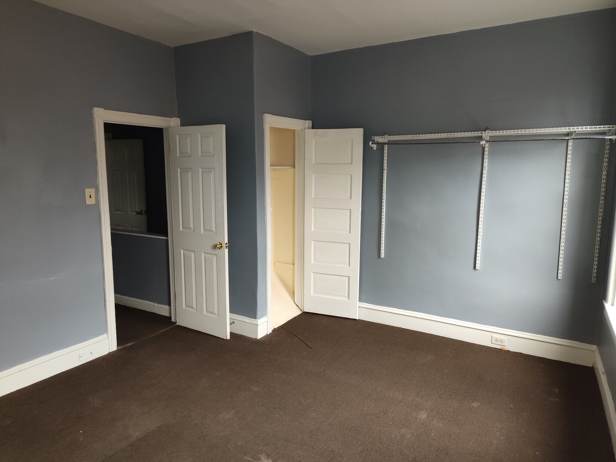 Building Photo - 4320 N Darien St