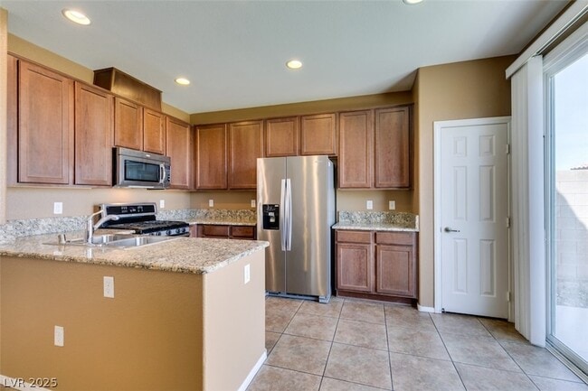 Building Photo - 9208 Red Knoll St