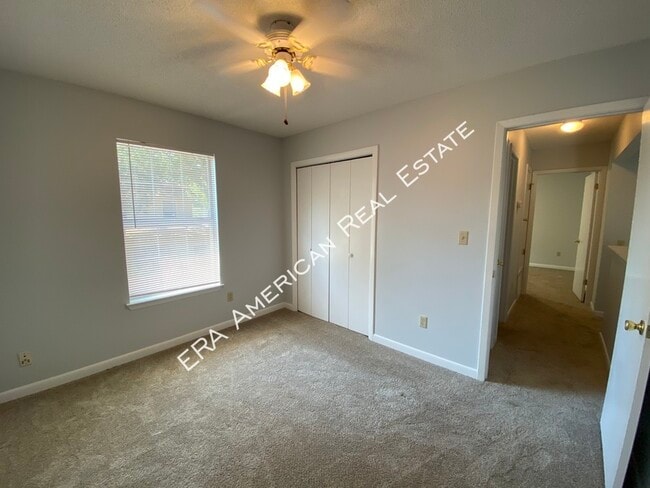 Building Photo - 169 Wright Cir