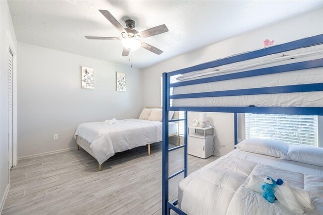 Building Photo - 9907 Towne Tower Ln