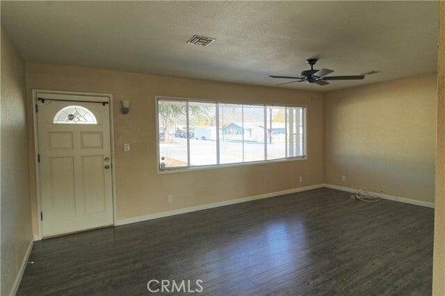 Building Photo - 1416 W Nicolet St