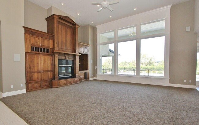 Building Photo - Immaculate & Captivating Home in Lexington Hills