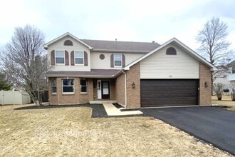 Building Photo - 321 Beaver Crossing