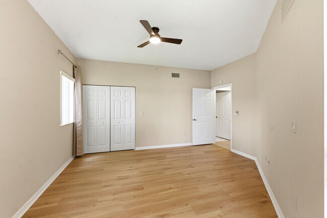 Building Photo - 7765 Yardley Dr