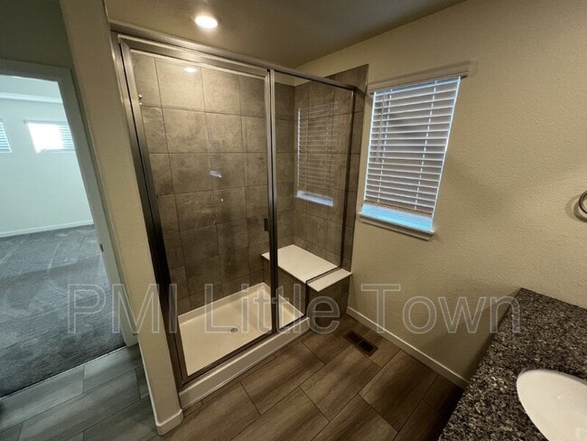 Building Photo - 9270 Inca Dove Cir