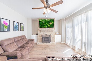 Building Photo - 132 Las Palomas Dr
