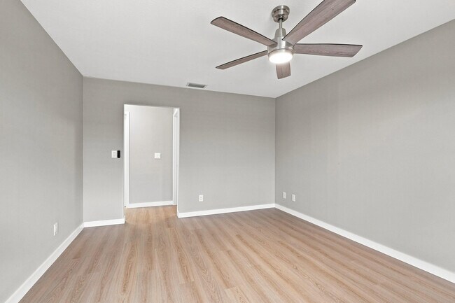 Building Photo - 1180 Carlton Ct