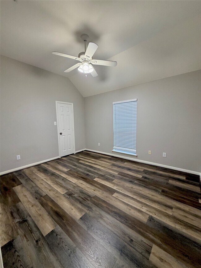 Building Photo - 1510 Flanders Field Ln