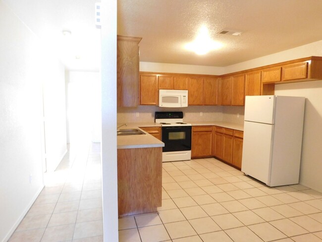 Building Photo - 4601 Wade Dr