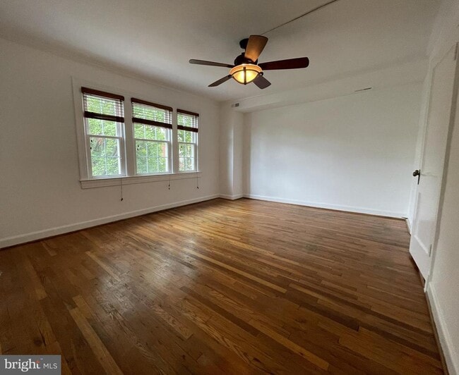 Building Photo - 2700 13th Rd S