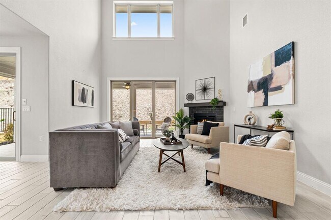 Building Photo - 223 Baldovino Skyway