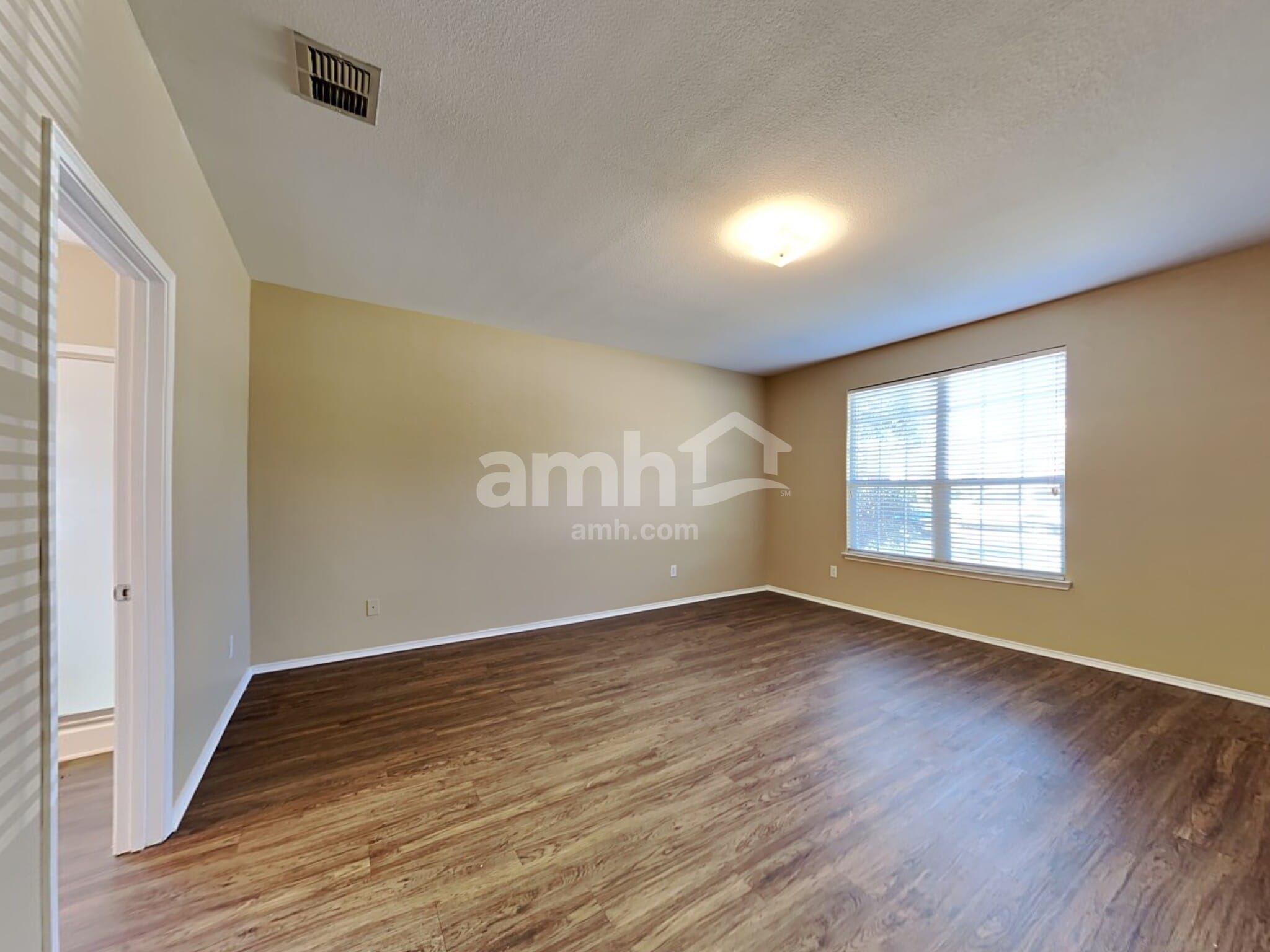 Building Photo - 1300 Illinois Ave