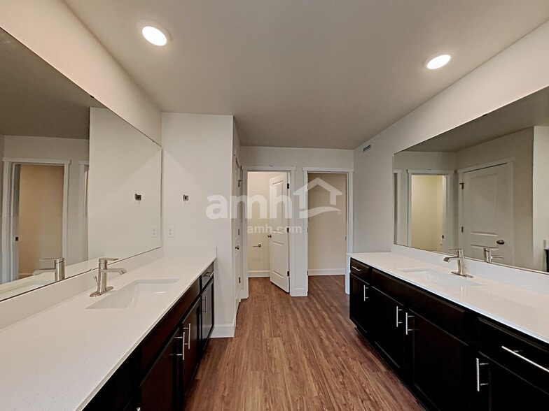 Building Photo - 4222 177th St E